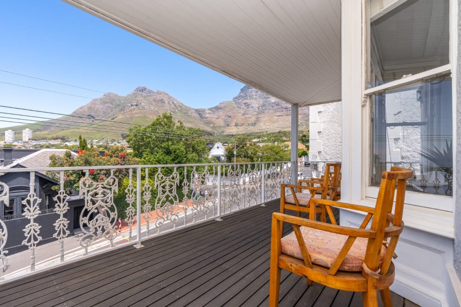 4 Bedroom Property for Sale in Oranjezicht Western Cape